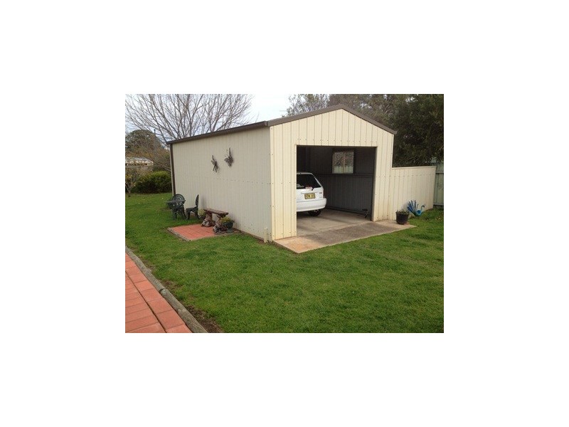 10 Crown, Narrandera NSW 2700
