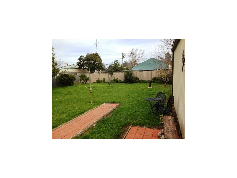 10 Crown, Narrandera NSW 2700