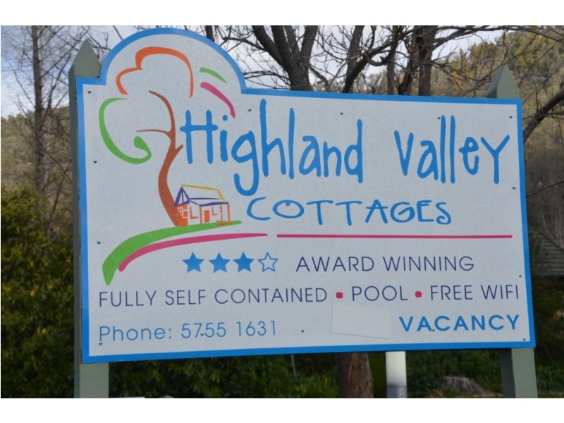 14 Gavan Street, Bright VIC 3741