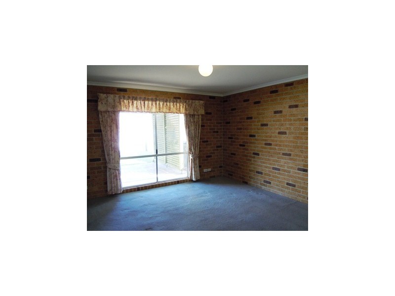22 Riverine Street, Narrandera NSW 2700