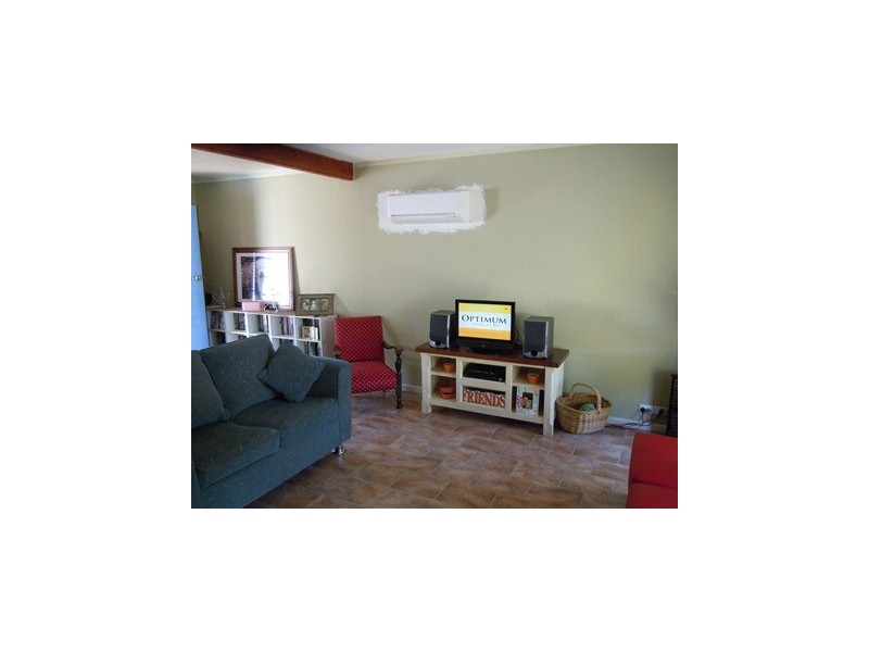 44 Elwin Street, Narrandera NSW 2700