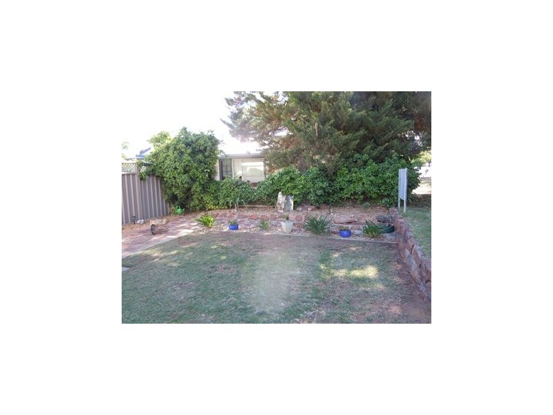 44 Elwin Street, Narrandera NSW 2700