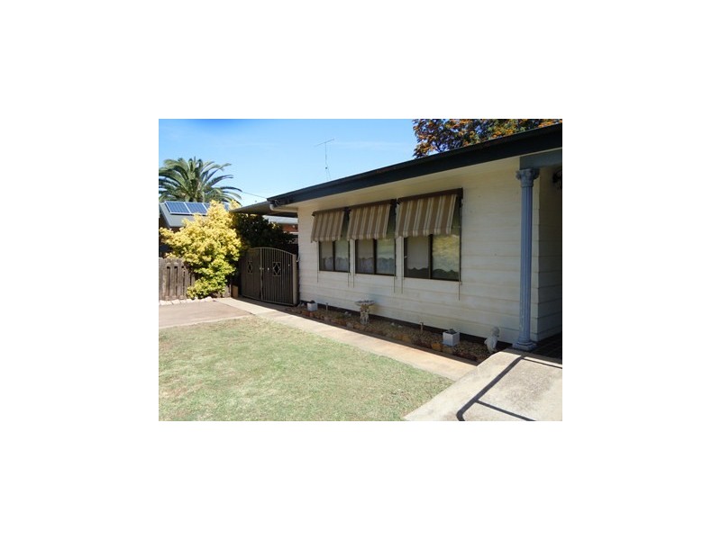 44 Elwin Street, Narrandera NSW 2700