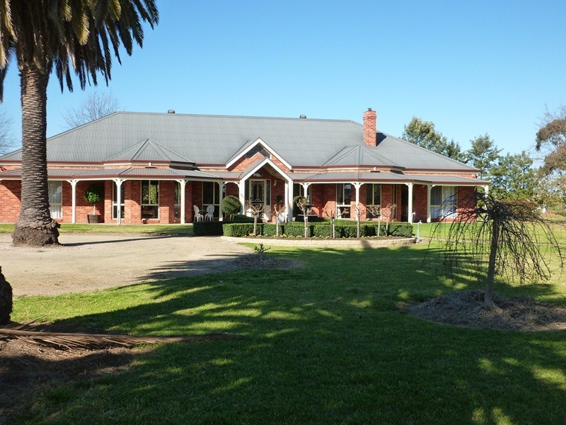 0 ‘Redlands’, Rutherglen VIC 3685