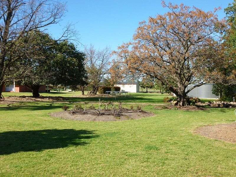 0 ‘Redlands’, Rutherglen VIC 3685