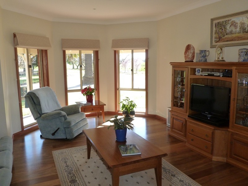 0 ‘Redlands’, Rutherglen VIC 3685
