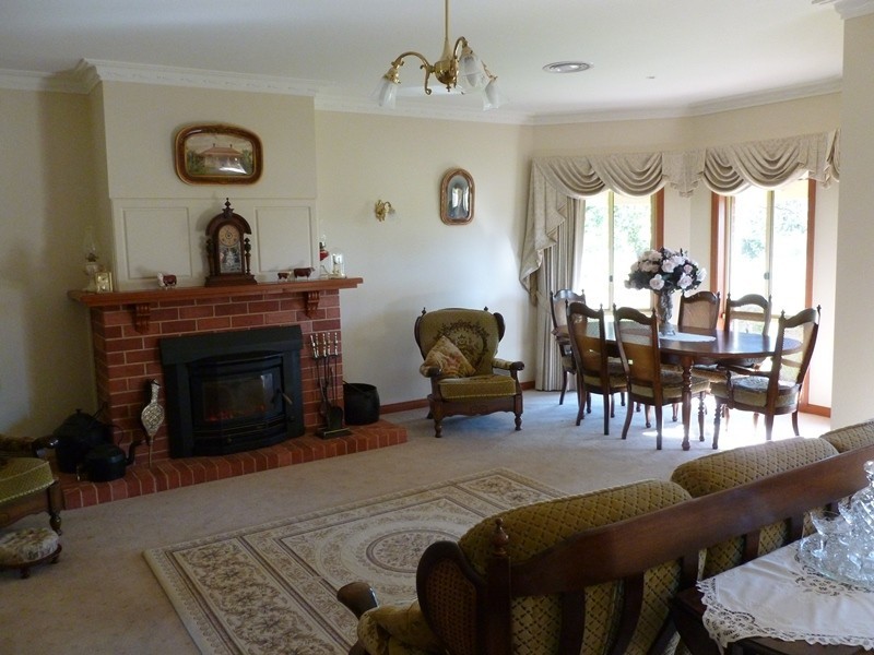 0 ‘Redlands’, Rutherglen VIC 3685