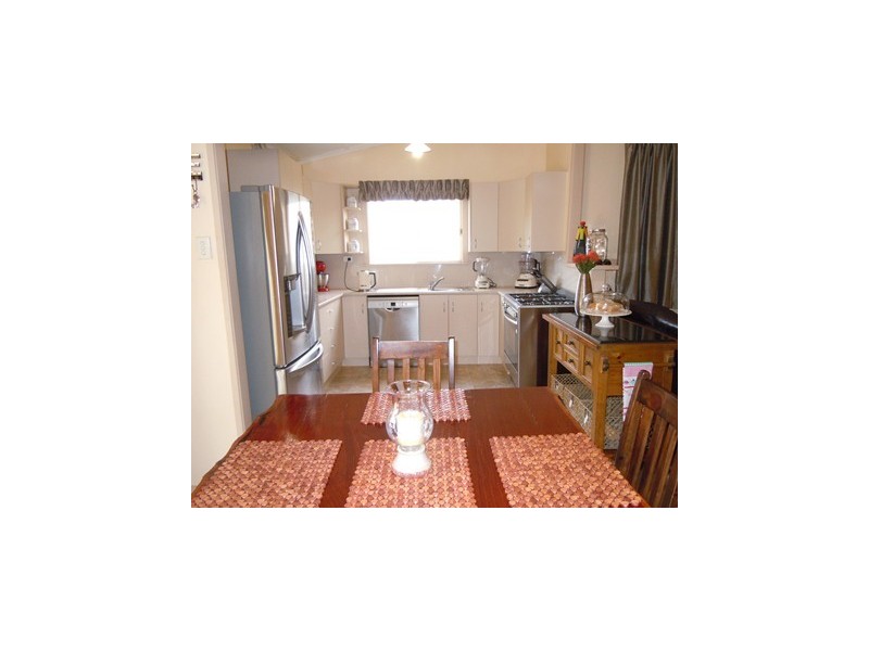 17 Dundas Street, Narrandera NSW 2700