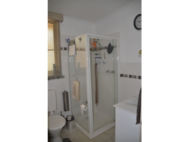 14 Long Tunnel Track, Wandiligong VIC 3744