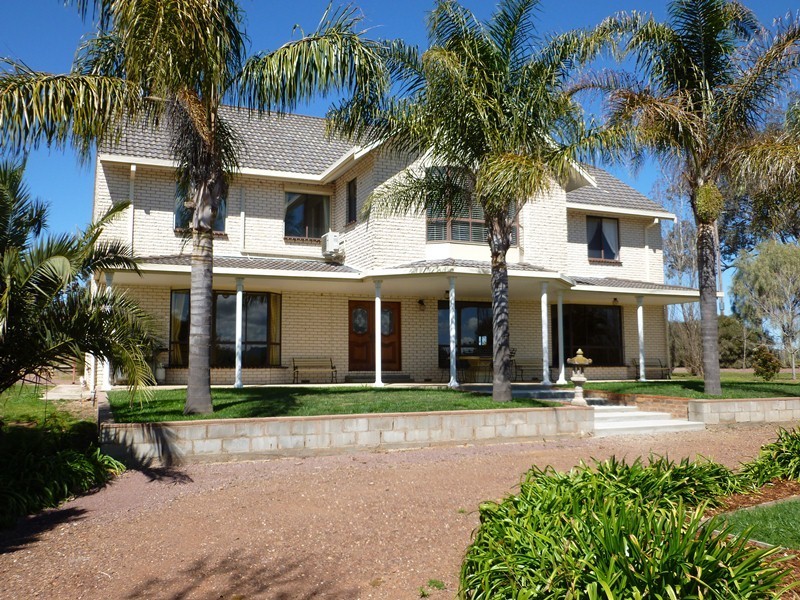 Belle Views 590 Bowna Road, Bowna NSW 2644