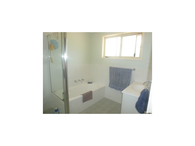 106-108 Court Street, Boorowa NSW 2586