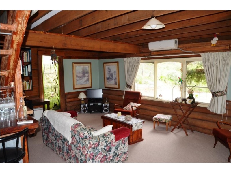 242 Hughes Lane, EUROBIN Via, Bright VIC 3741