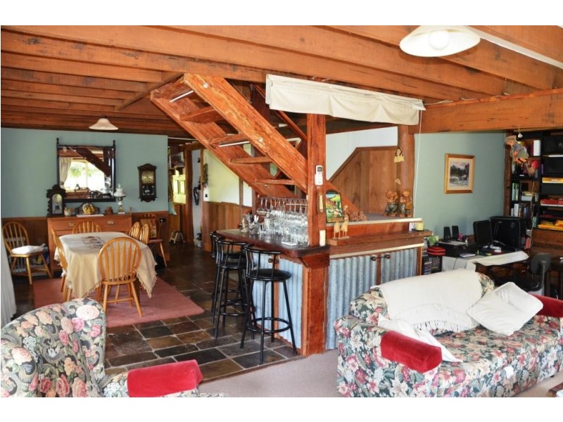 242 Hughes Lane, EUROBIN Via, Bright VIC 3741