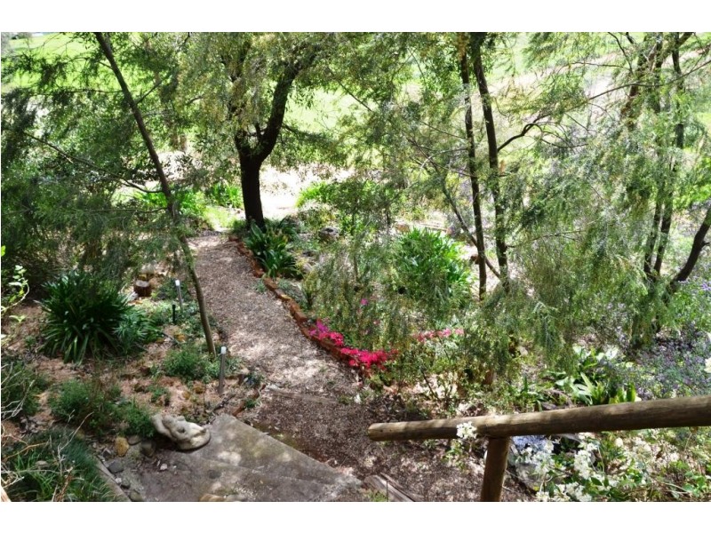 242 Hughes Lane, EUROBIN Via, Bright VIC 3741