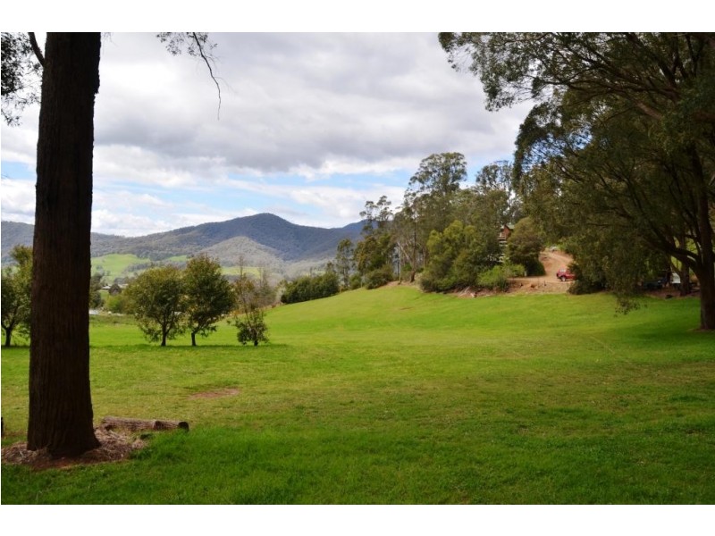 242 Hughes Lane, EUROBIN Via, Bright VIC 3741