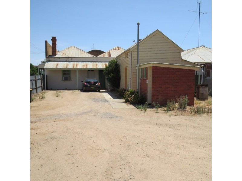 76-78 Jerilderie, Berrigan NSW 2712