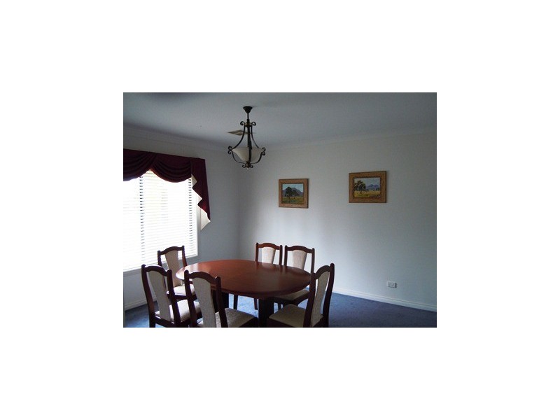 6 Keisling Drive, Narrandera NSW 2700