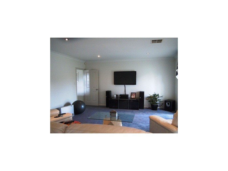 6 Keisling Drive, Narrandera NSW 2700