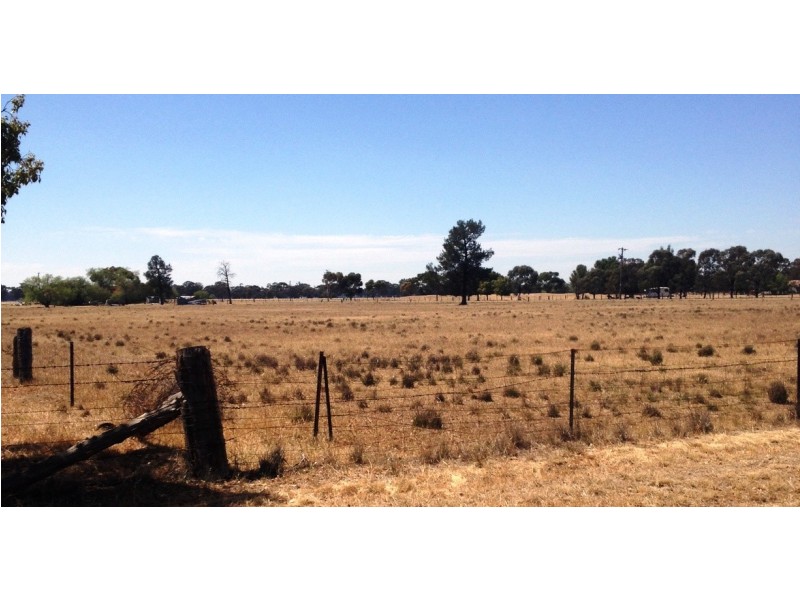 1 Day Street, Lockhart NSW 2656