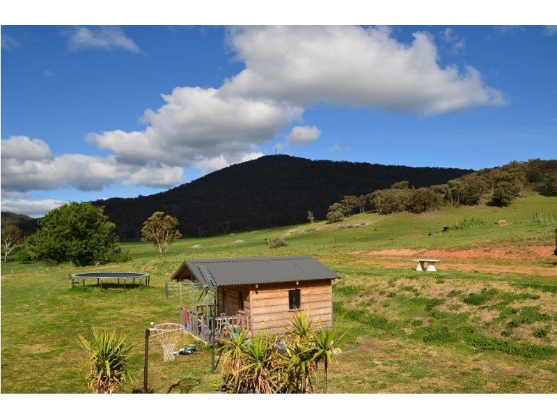 3 Horsley Road, Tumbarumba NSW 2653