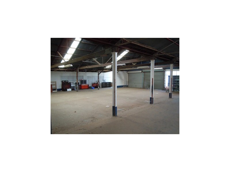33 East Street, Narrandera NSW 2700