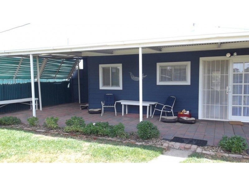 496 Cadell Street, Hay NSW 2711