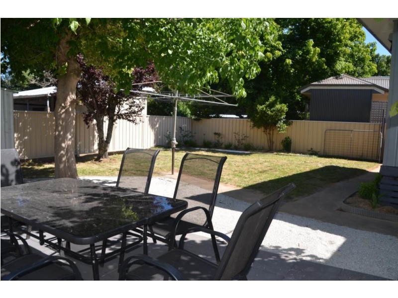 5 Thompson Street, Bright VIC 3741