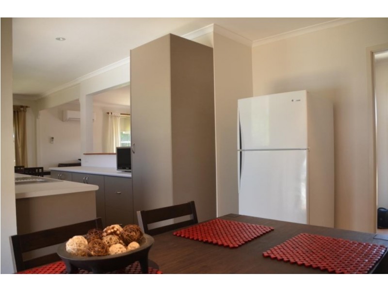 5 Thompson Street, Bright VIC 3741