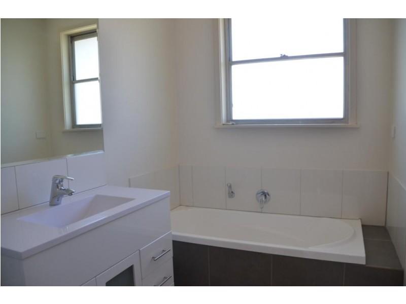 5 Thompson Street, Bright VIC 3741