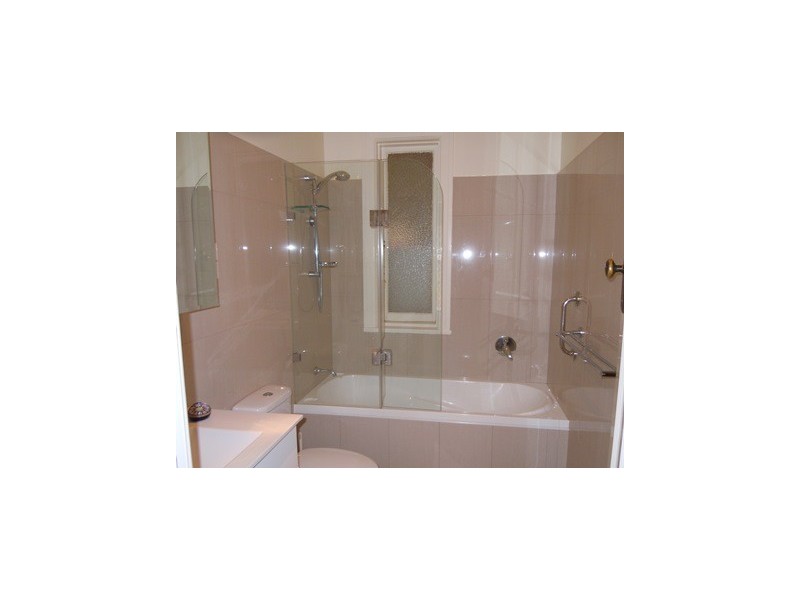 24 Roberts Street, Narrandera NSW 2700