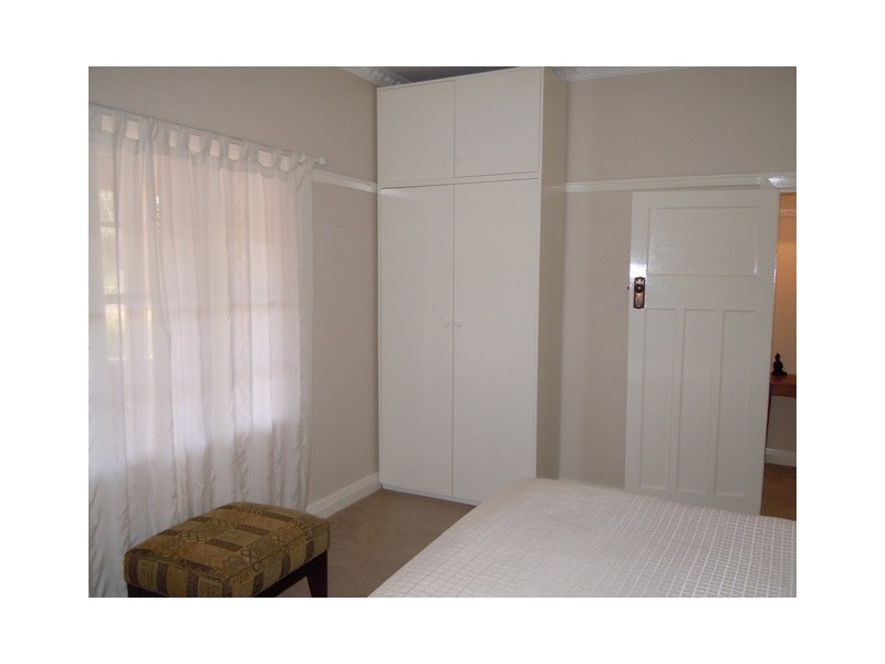 24 Roberts Street, Narrandera NSW 2700