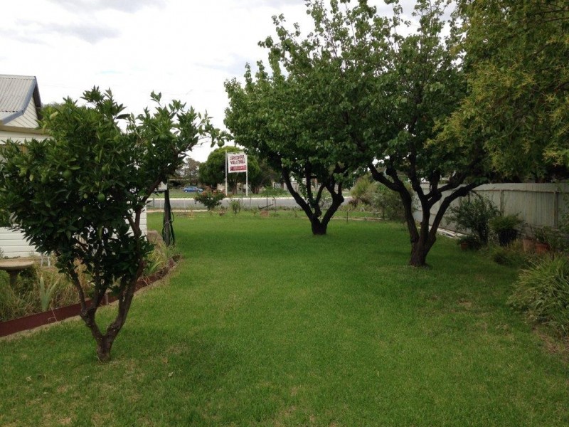 11 JERILDERIE STREET, Jerilderie NSW 2716