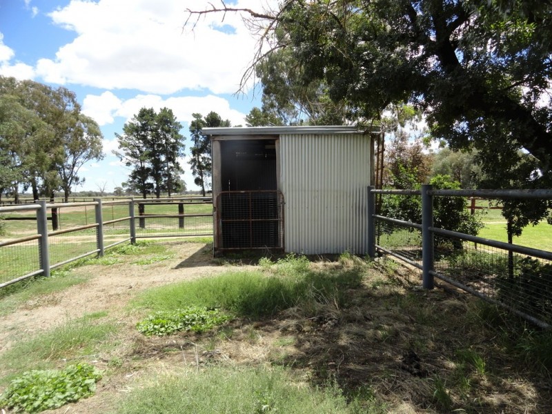 216 Settlers Road, Chiltern VIC 3683