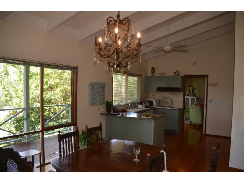 22 Diggings Road, Tawonga VIC 3697