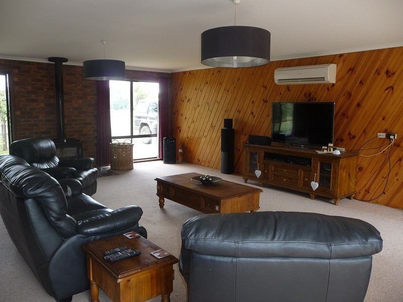 9 Coppabella Road, Rosewood NSW 2652