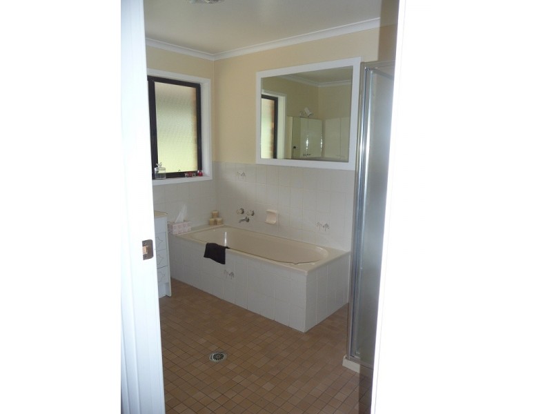 9 Coppabella Road, Rosewood NSW 2652