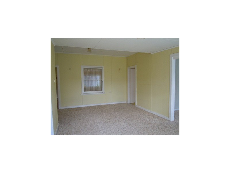 7 Victoria Avenue, Narrandera NSW 2700