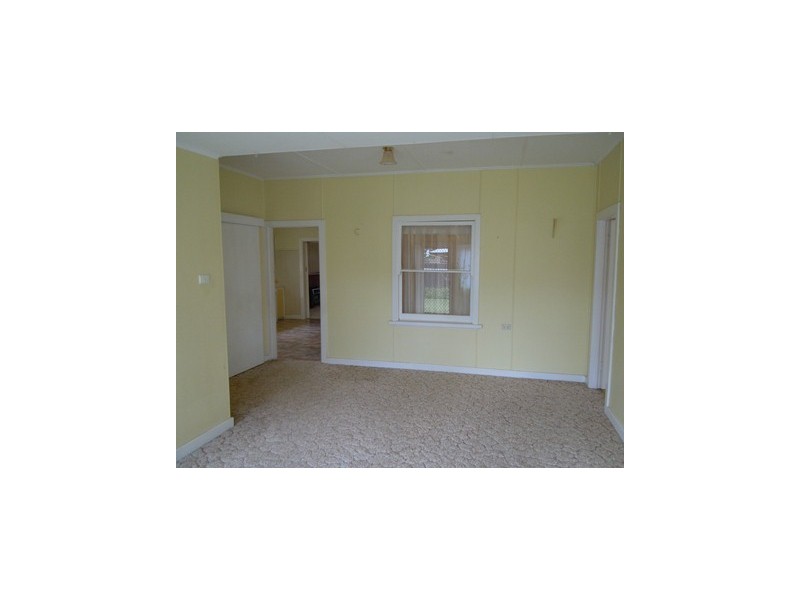 7 Victoria Avenue, Narrandera NSW 2700