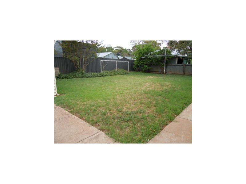 7 Victoria Avenue, Narrandera NSW 2700
