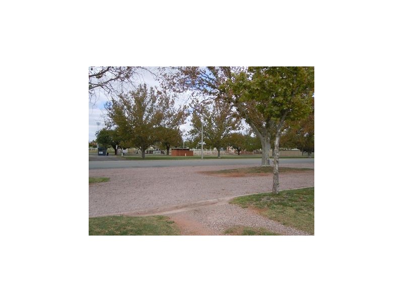 7 Victoria Avenue, Narrandera NSW 2700
