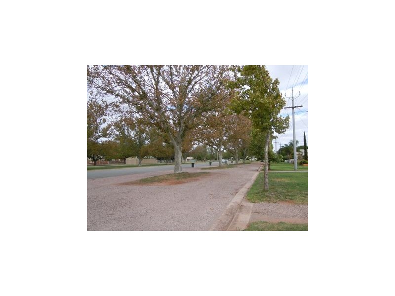 7 Victoria Avenue, Narrandera NSW 2700