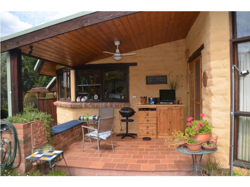 924 Morses Creek Road, Wandiligong VIC 3744