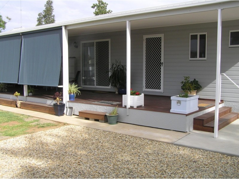 23 COREEN STREET, Jerilderie NSW 2716