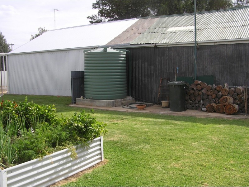 23 COREEN STREET, Jerilderie NSW 2716