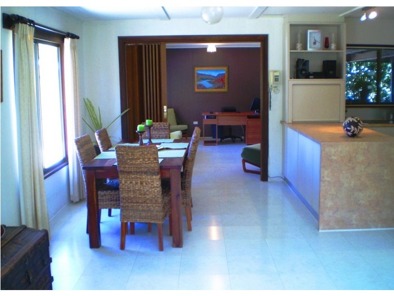 4 Gavan Street, Bright VIC 3741