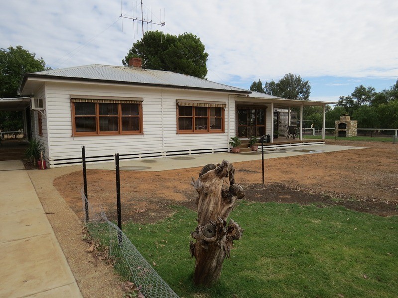 346 Southdown Road, Deniliquin NSW 2710