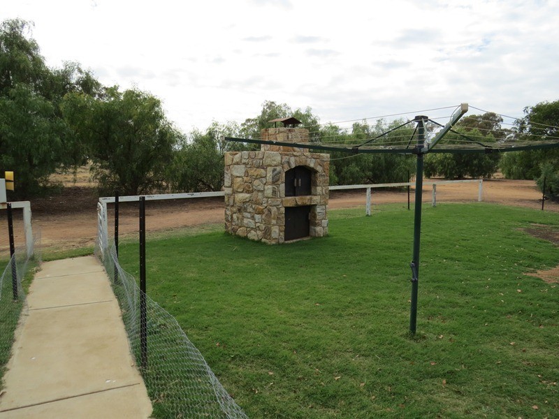 346 Southdown Road, Deniliquin NSW 2710