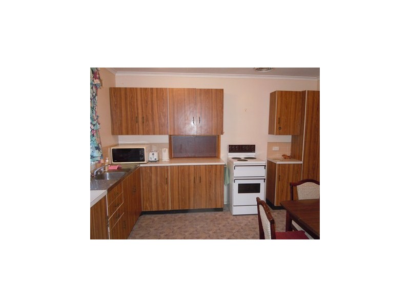 40 Crescent Street, Narrandera NSW 2700