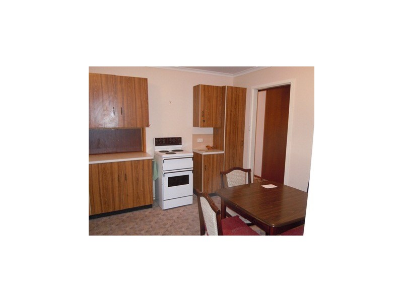 40 Crescent Street, Narrandera NSW 2700