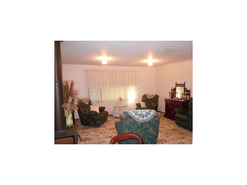 40 Crescent Street, Narrandera NSW 2700